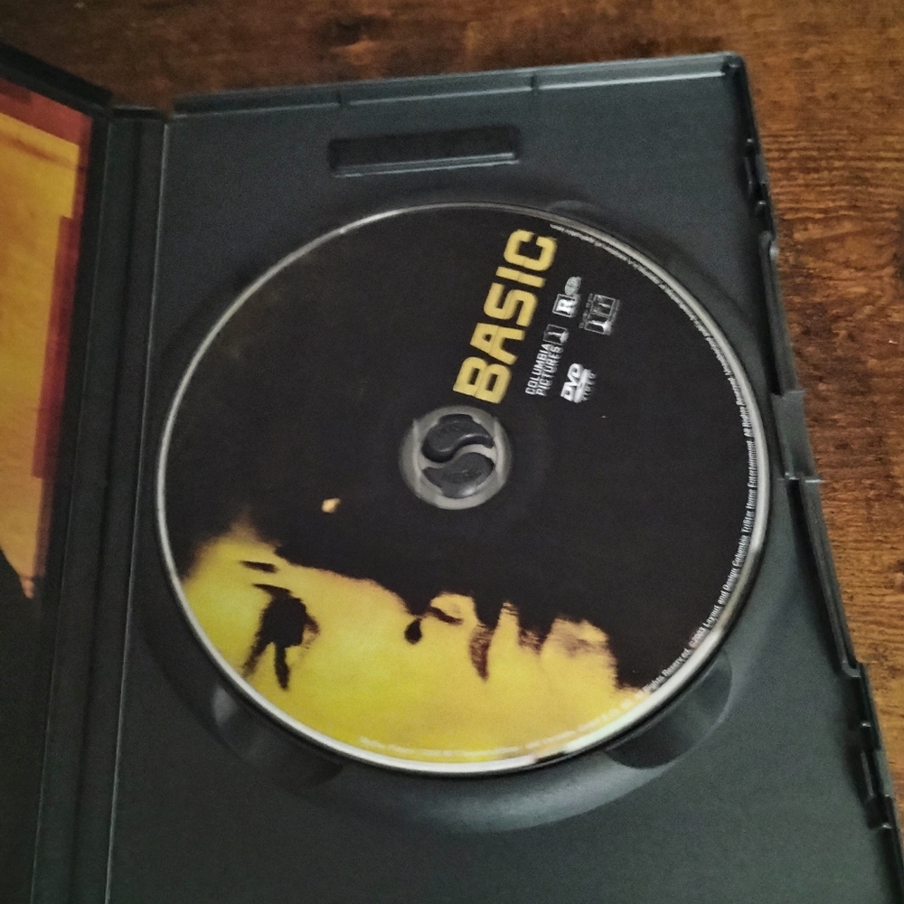 Basic Movie DVD - Picture 4 of 5